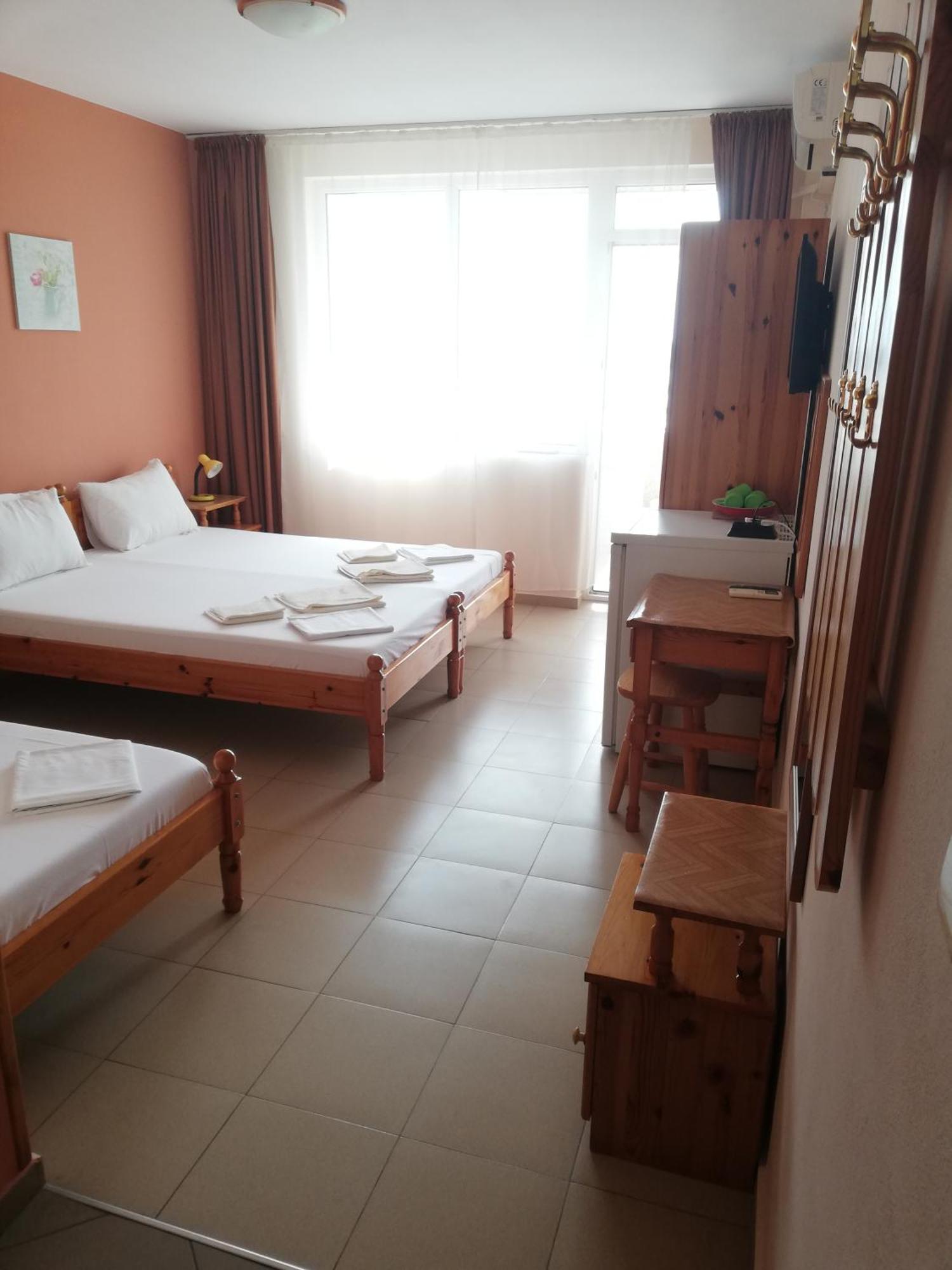 Къща За Гости Каракачанов Sozopol Exterior photo